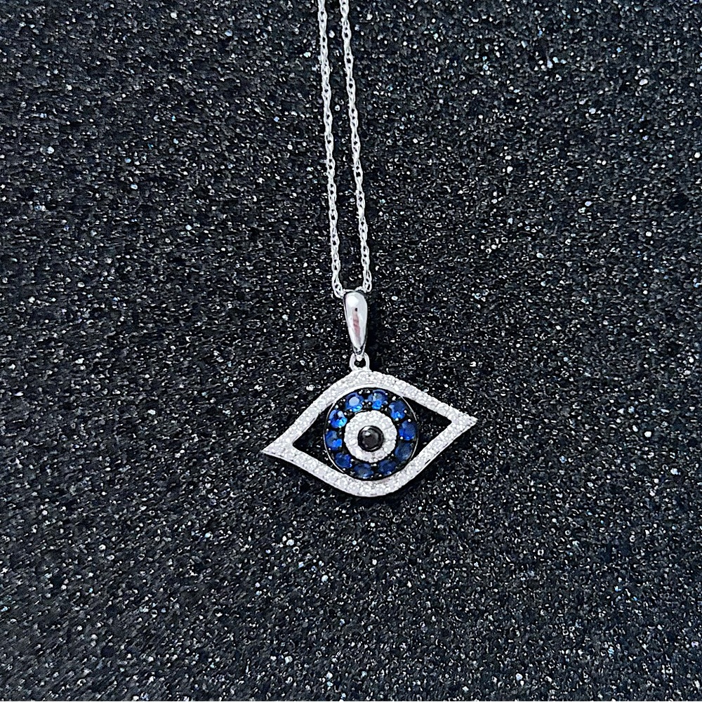 EFFY EVIL EYE White Gold pendant necklace with original box and tags